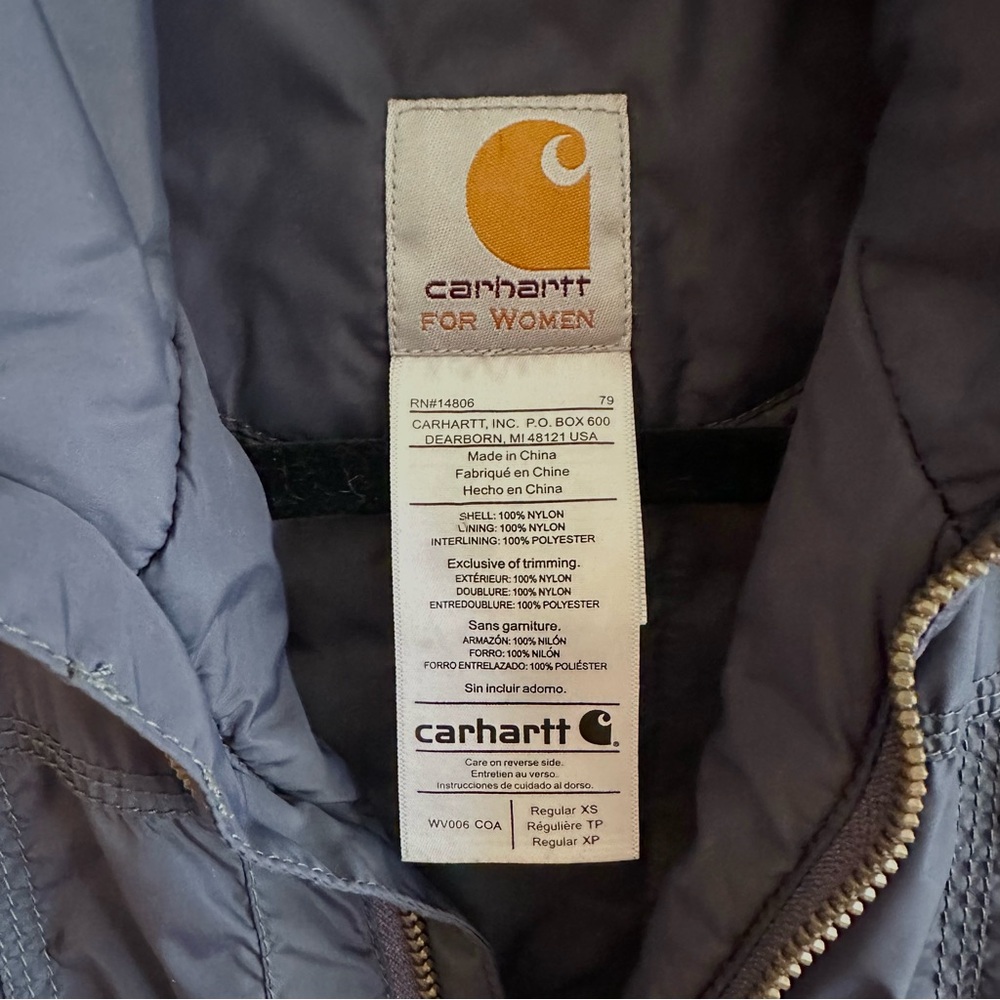 Carhartt Women's Navy Puffer Vest size XS - Picture 3 of 7